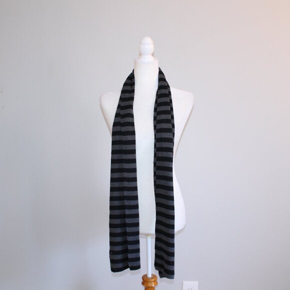 NWOT Apt 9 Black and Grey Striped Unisex Scarf - Picture 1 of 5